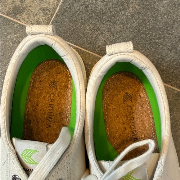 Cariuma White Canvas Sneakers with Green Accents - Picture 3 of 5